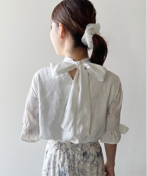 NOMAE（ノーマエ）の「オパールBACKリボンブラウス（シャツ/ブラウス・レディース・ブラック系その他/ホワイト/グリーン系その他/アイボリー・FREE）」の2枚目の写真