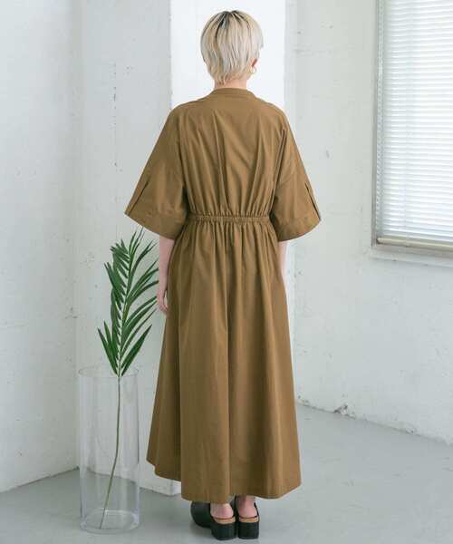 KBF(ケイビーエフ)の「フロントタックバンドカラーシャツワンピース(ワンピース・レディース・ブラウン系その他/オフホワイト/ネイビー・ONE)」の8枚目の写真