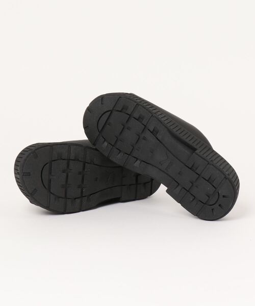 PUMA（プーマ）の「PUMA プーマ ウィメンズ ディナーラ スライド サンダル（サンダル・レディース・ブラック×ブラック/ベージュ系その他・23.0cm/25.0cm/22.0cm/24.0cm/26.0cm）」の4枚目の写真