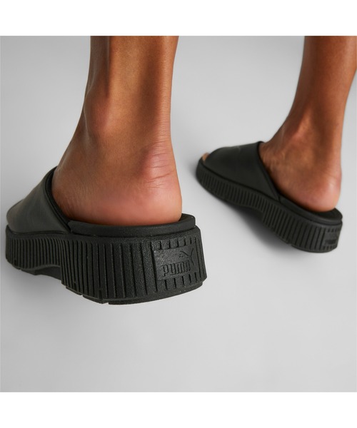 PUMA（プーマ）の「PUMA プーマ ウィメンズ ディナーラ スライド サンダル（サンダル・レディース・ブラック×ブラック/ベージュ系その他・23.0cm/25.0cm/22.0cm/24.0cm/26.0cm）」の6枚目の写真