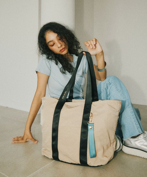 並行輸入　バッグ TRIP.INN】2WAY 目隠しポケット付ビッグトートバッグ（トートバッグ