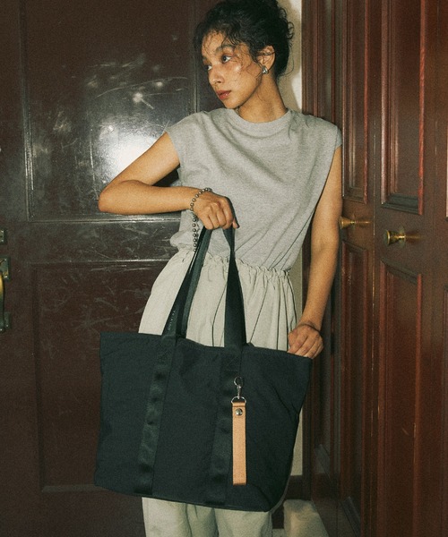 TRIP.INN】2WAY 目隠しポケット付ビッグトートバッグ（トートバッグ