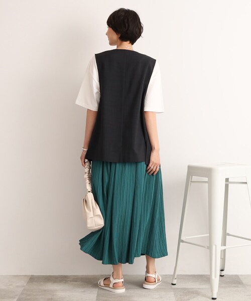 SHOO・LA・RUE(シューラルー)の「◆【セットアップ可】しぼしぼ ギャザースカート(スカート・レディース・ブラック/ナチュラル/グリーン・00)」の4枚目の写真