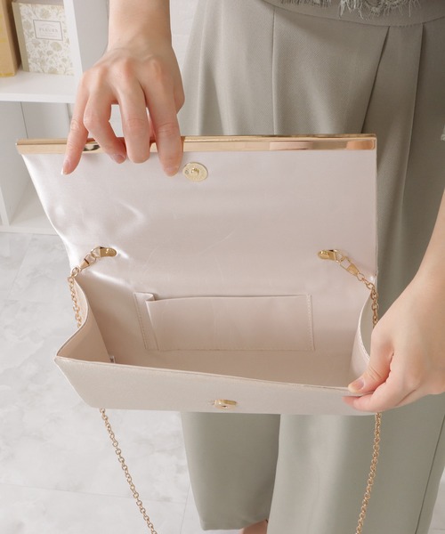 Lace Ladies(レースレディース)の「スクエア型メッシュ風フラップクラッチバッグ(クラッチバッグ・レディース・ベージュ/ブラック/グレー・FREE)」の18枚目の写真