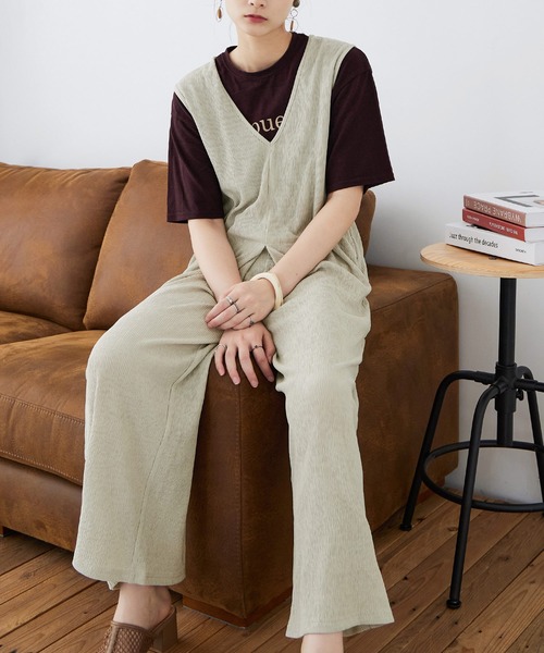 Fashion Letter（ファッションレター）の「深Vネックオールインワン（サロペット/オーバーオール・レディース・ブラック/オレンジ/グレイッシュベージュ/チャコール・M）」の3枚目の写真