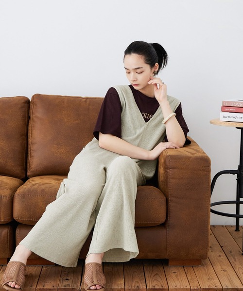 Fashion Letter（ファッションレター）の「深Vネックオールインワン（サロペット/オーバーオール・レディース・ブラック/オレンジ/グレイッシュベージュ/チャコール・M）」の14枚目の写真