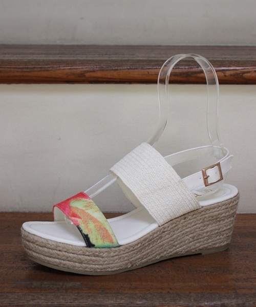 LE TALON（ルタロン）の「◇6CMラフィアベルトプラットサンダル（サンダル・レディース・ブラック/ベージュ/イエロー/ピンク・35.5/36.5/37.5）」の4枚目の写真