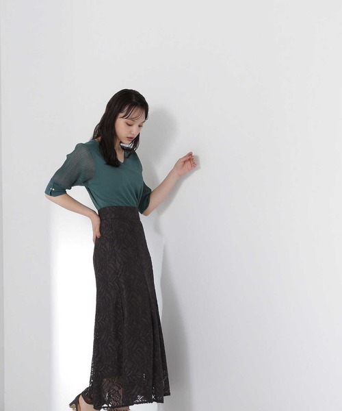NATURAL BEAUTY BASIC(ナチュラルビューティーベーシック)の「◇メタルポイントプリーツスリーブニット(ニット/セーター・レディース・ブラック/グリーン/ブラウン/レッド・FREE)」の5枚目の写真