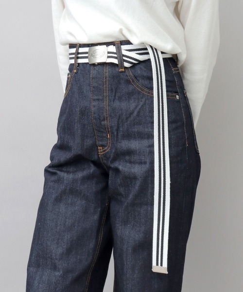 Dickies（ディッキーズ）の「アンティークバックル 2ライン ガチャベルト（ベルト・メンズ・ベージュ/ネイビー/ブルー系その他/ホワイト/ブラック/カーキ/ブラック系その他・FREE）」の2枚目の写真