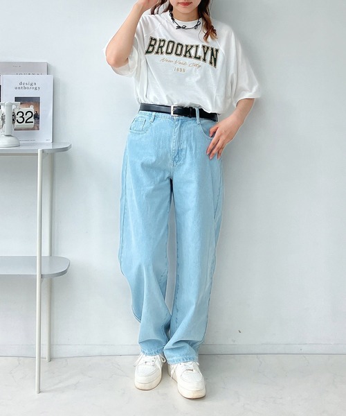 AS KNOW AS plus（アズノゥアズプラス）の「〇選べる チェーン刺繍ロゴTシャツ（Tシャツ/カットソー・レディース・オフホワイト/スミクロ/ブルーグレー/オートミール/ブラック系/グリーン系/ホワイト系/アイボリー系/ライトグリーン系1/ホワイト系1/ブラック系1/ホワイト系2/グレー系2/アイボリー系2/ライトグリーン系2/レッド系3・FREE）」の21枚目の写真