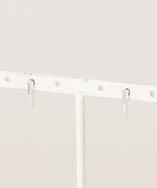 TONE SELECT GOODS(トーンセレクトグッズ)の「【925 SILVER ACC】3QzバーピアスSV925(OG)(ピアス(両耳用)・レディース・シルバー・FREE)」の3枚目の写真