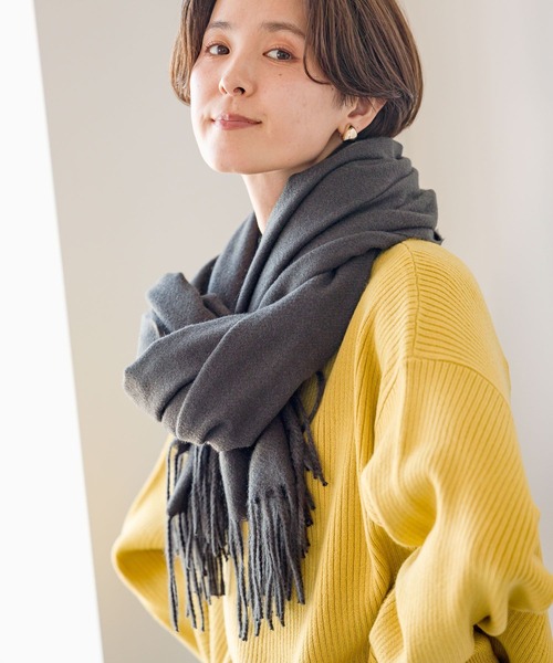 LEPSIM（レプシィム）の「洗える無地ストール23AW　967396（ストール/ショール・レディース・オレンジ/アイボリー/チャコールグレー・ONE SIZE）」の9枚目の写真