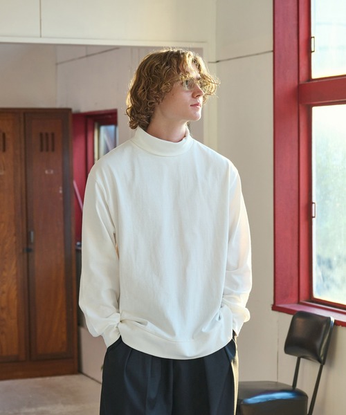 WETTEMPT(ウィテンプト)の「BASIC TURTLE NECK LONG TEE /ベーシックタートルネックロンT(Tシャツ/カットソー・メンズ・ブラック/マスタード/オフホワイト・LARGE/MEDIUM/SMALL)」の1枚目の写真