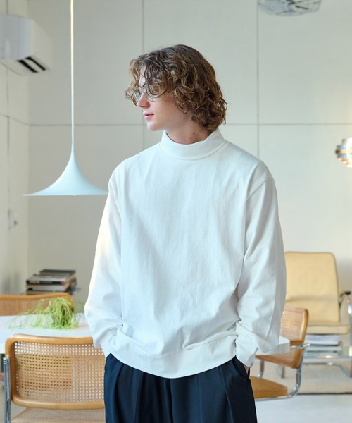WETTEMPT(ウィテンプト)の「BASIC TURTLE NECK LONG TEE /ベーシックタートルネックロンT(Tシャツ/カットソー・メンズ・ブラック/マスタード/オフホワイト・LARGE/MEDIUM/SMALL)」の11枚目の写真