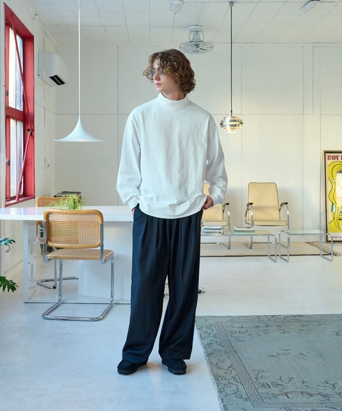 WETTEMPT(ウィテンプト)の「BASIC TURTLE NECK LONG TEE /ベーシックタートルネックロンT(Tシャツ/カットソー・メンズ・ブラック/マスタード/オフホワイト・LARGE/MEDIUM/SMALL)」の14枚目の写真