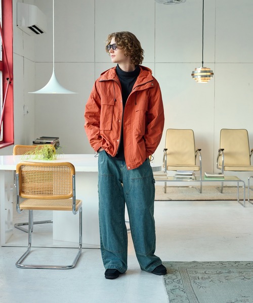 WETTEMPT(ウィテンプト)の「BASIC TURTLE NECK LONG TEE /ベーシックタートルネックロンT(Tシャツ/カットソー・メンズ・ブラック/マスタード/オフホワイト・LARGE/MEDIUM/SMALL)」の4枚目の写真