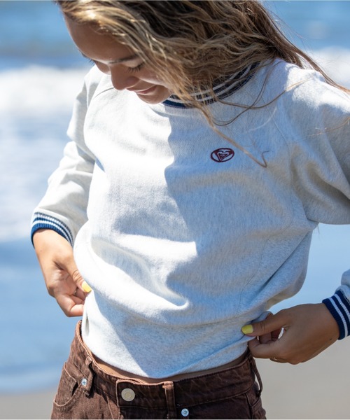 ROXY（ロキシー）の「【ZOZO別注アイテム】SURF CLUB CREW NECK/ロキシーバックプリントスウェットトレーナー（スウェット・レディース・ヘザーグレー/ブラウン/グレー・FREE）」の15枚目の写真