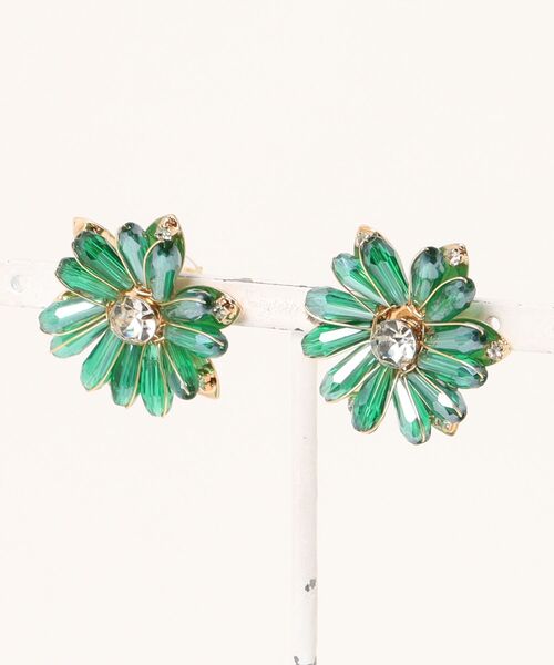 charme by pimo 】マーガレット ビーズ 花 ピアス(MA)（ピアス