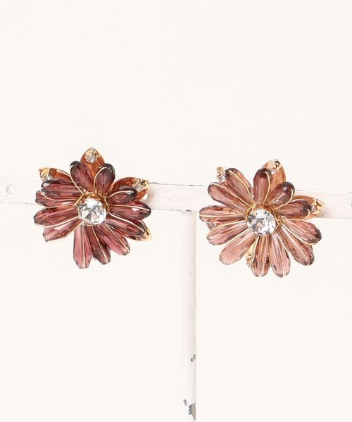 tone(トーン)の「【charme by pimo 】マーガレット ビーズ 花 ピアス(MA)(ピアス(両耳用)・レディース・クリア/ピンク/レッド/グリーン/ホワイト/イエロー/ライトパープル/ベージュ/ブルー系その他2/ライトブルー/ブラック/ブルー/ライトグリーン/ダークパープル/ブルー系その他/オレンジ/ネイビー/ライトグレー/ブルー系2・FREE)」の13枚目の写真