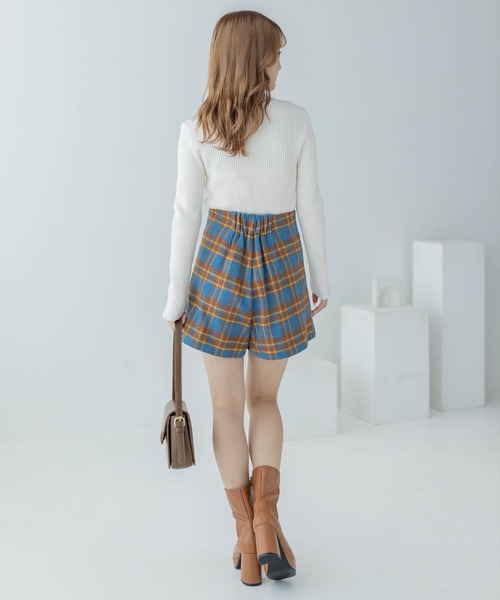 clear(クリア)の「チェック柄ハイウエストタックショートパンツ(その他パンツ・レディース・ブラウン/ブルー/グレー・M/S)」の13枚目の写真