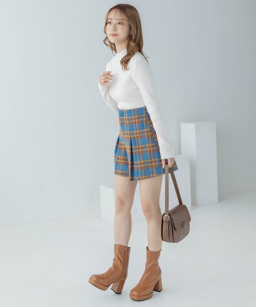 clear(クリア)の「チェック柄ハイウエストタックショートパンツ(その他パンツ・レディース・ブラウン/ブルー/グレー・M/S)」の12枚目の写真