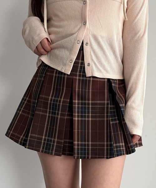 apres jour mignon(アプレジュールミニョン)の「タックミニスカパン【ZOZOTOWN限定アイテム】(スカート・レディース・ベージュ/ブラック/グレー/ブラウン系その他・X-LARGE/フリー)」の3枚目の写真