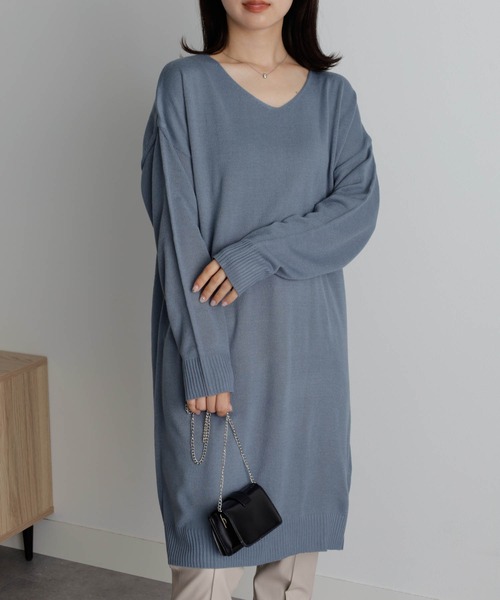 RANAN（ラナン）の「[ウォッシャブル]カシミヤタッチVネックニットワンピース（ワンピース・レディース・ブルー/ブラック/ピンク/グレイッシュベージュ/アイボリー/ネイビー/グレイッシュブルー/グリーン・LL/L/M）」の7枚目の写真