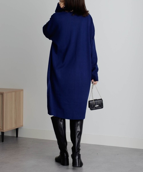 RANAN（ラナン）の「[ウォッシャブル]カシミヤタッチVネックニットワンピース（ワンピース・レディース・ブルー/ブラック/ピンク/グレイッシュベージュ/アイボリー/ネイビー/グレイッシュブルー/グリーン・LL/L/M）」の15枚目の写真