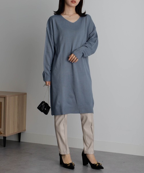 RANAN（ラナン）の「[ウォッシャブル]カシミヤタッチVネックニットワンピース（ワンピース・レディース・ブルー/ブラック/ピンク/グレイッシュベージュ/アイボリー/ネイビー/グレイッシュブルー/グリーン・LL/L/M）」の17枚目の写真