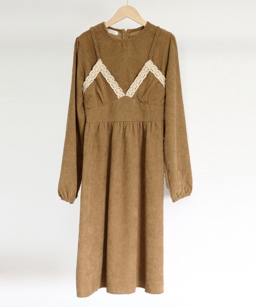Miniministore(ミニミニストア)の「コーデュロイワンピース レイヤード風秋冬(ワンピース・レディース・ライトブラウン/ブラック・フリー)」の14枚目の写真