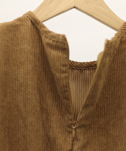 Miniministore(ミニミニストア)の「コーデュロイワンピース レイヤード風秋冬(ワンピース・レディース・ライトブラウン/ブラック・フリー)」の17枚目の写真