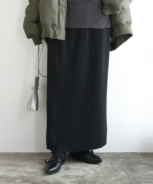 and it_（アンドイット）の「セルフカットプリーツスカート（スカート・レディース・ダークオレンジ/ピンクベージュ/ブラック/チョコ/グリーン/ブラウン/ライトオリーブ/イエロー/パープル/ライトブルー・FREE）」の17枚目の写真