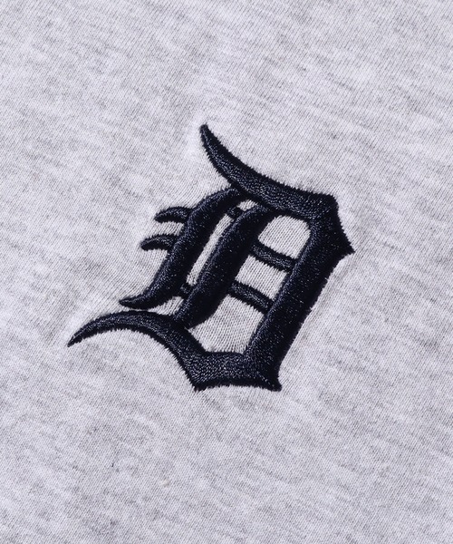 MLB(メジャーリーグベースボール)の「【MLB/メジャーリーグベースボール】バックロゴ ロングスリーブTシャツ(Tシャツ/カットソー・メンズ・ブラック/ホワイト/アッシュグレー/ネイビー/グリーン・LL/M/L)」の11枚目の写真