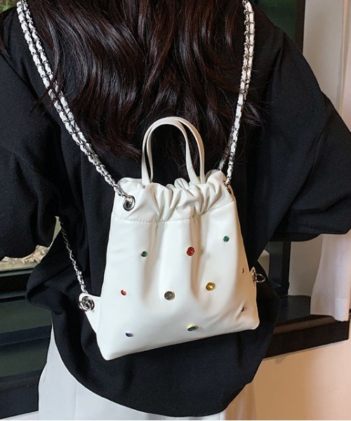 Chick（チック）の「▲ビジューチェーンバッグ（バックパック/リュック・レディース・シルバー/ブラック/ホワイト・FREE）」の6枚目の写真