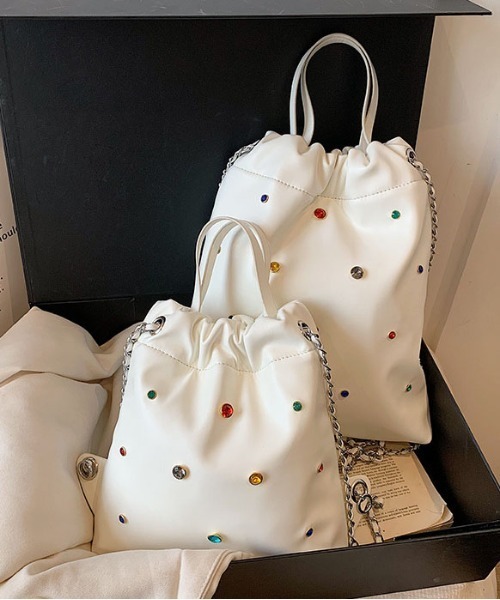 Chick（チック）の「▲ビジューチェーンバッグ（バックパック/リュック・レディース・シルバー/ブラック/ホワイト・FREE）」の8枚目の写真