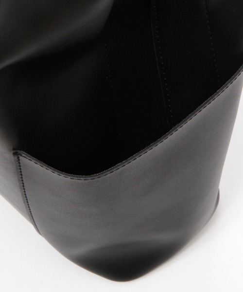 LAKOLE（ラコレ）の「2WAYワンショルダーBAG / 100434（ショルダーバッグ・レディース・ブラック/オフホワイト/サンドグレー・FREE）」の15枚目の写真