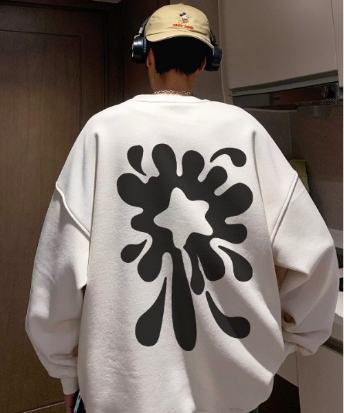 NO NEED（ノーニード）の「フラワーモチーフ グラフィックオーバースウェット（スウェット・メンズ・ブラック/ホワイト/ネイビー/ブラウン系その他・ﾌﾘ-）」の9枚目の写真