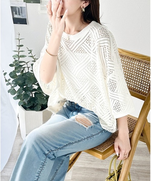 classicalelf(クラシカルエルフ)の「レースを大人カジュアルに着こなす。ラッセルレースハーフスリーブプルオーバー(Tシャツ/カットソー・レディース・アイボリー/チャコールグレー・LARGE/MEDIUM/SMALL/X-LARGE)」の4枚目の写真
