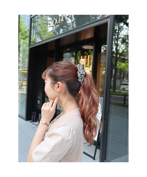 JUMELLE(ジュメロ)の「【4色展開】check shushu(シュシュ・レディース・ブラック/レッド/ピンク/ブルー・FREE)」の20枚目の写真