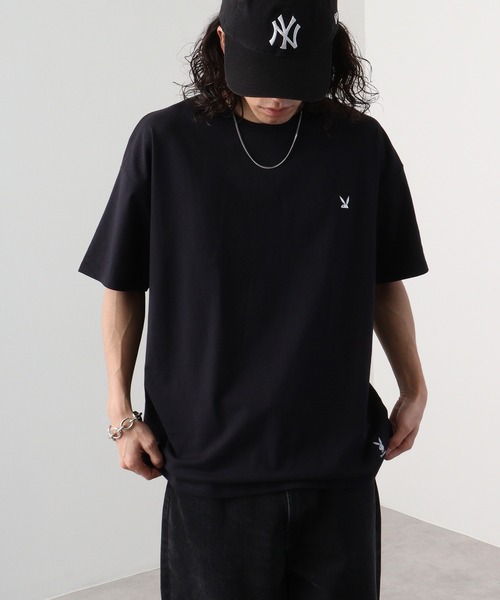 PLAYBOY（プレイボーイ）の「PLAYBOYビッグTシャツ（Tシャツ/カットソー・メンズ・グレー系/グレー/ブラック/ブラック系・M/XL/L）」の2枚目の写真