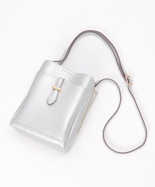 ikka（イッカ）の「【雑誌InRed4月号掲載】三層ミニショルダーバッグ