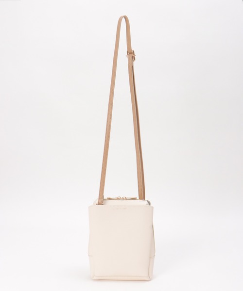 ikka(イッカ)の「【雑誌InRed4月号掲載】三層ミニショルダーバッグ(ショルダーバッグ・レディース・オフホワイト/ブラック/シルバーグレー/ベージュ/その他1/その他2/キャメル/グレイッシュベージュ/ライトグレー・FREE)」の21枚目の写真