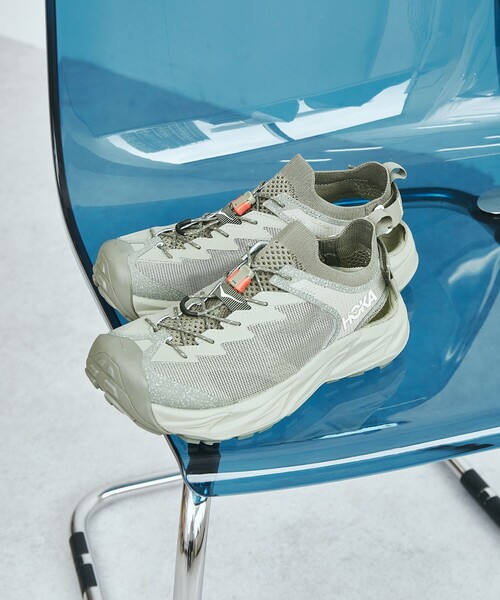 HOKA(ホカ)の「<HOKA ONE ONE>ホパラ 2 スニーカー(スニーカー・メンズ・ブラック/オリーブ・26cm/27cm/28cm)」の2枚目の写真