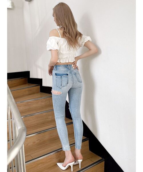 GYDA(ジェイダ)の「ミドルウエスト UNEVEN POCKET ダメージスキニーデニムパンツ(デニムパンツ・レディース・ブルー/ライトブルー・X-SMALL/SMALL/MEDIUM)」の4枚目の写真