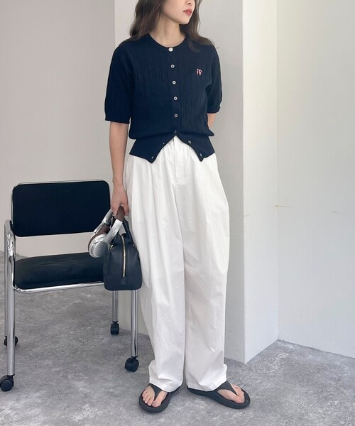 fredy emue（フレディエミュ）の「エアータンブラーギャザーボリュームパンツ（その他パンツ・レディース・オフホワイト/ブラック/ライトグリーン・38/36）」の5枚目の写真