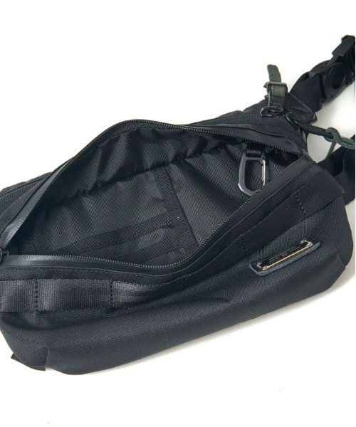 AS2OV(アッソブ)の「【AS2OV/アッソブ】 CORDURA DOBBY 305D FANY PACK(ボディバッグ/ウエストポーチ・メンズ・ブラック・FREE)」の8枚目の写真