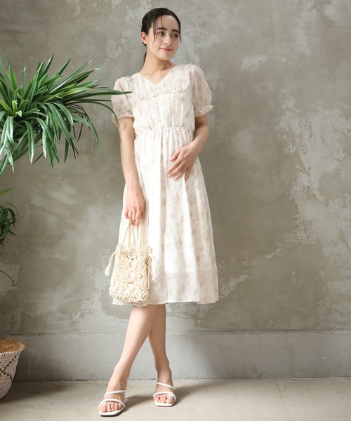 aimoha(アイモハ)の「レトロ風小花柄ワンピース(ワンピース・レディース・ベージュ/パープル・SMALL/MEDIUM/LARGE)」の19枚目の写真