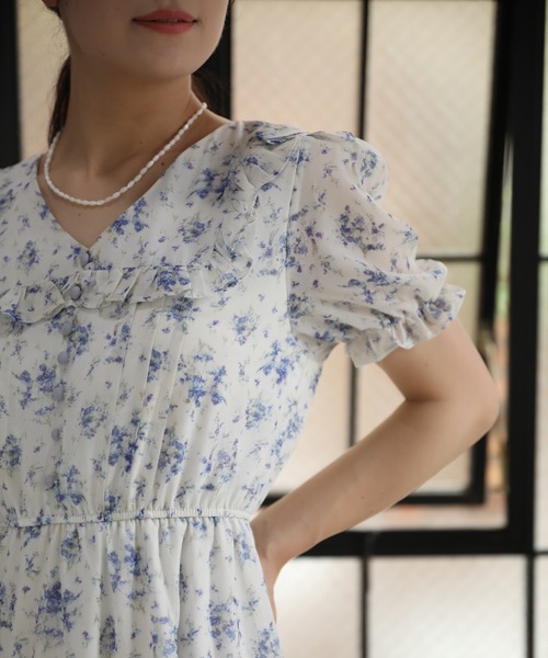 aimoha(アイモハ)の「レトロ風小花柄ワンピース(ワンピース・レディース・ベージュ/パープル・SMALL/MEDIUM/LARGE)」の20枚目の写真