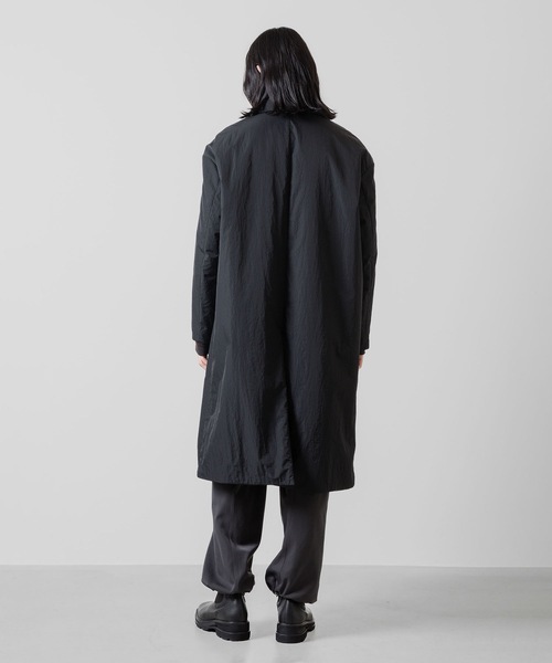 ATTACHMENT(アタッチメント)の「ナイロンタフタ パディングバルカラーコート / NY TAFFETA PADDING BALLCOLLAR COAT(ステンカラーコート・メンズ・ブラック・3/2/1)」の15枚目の写真