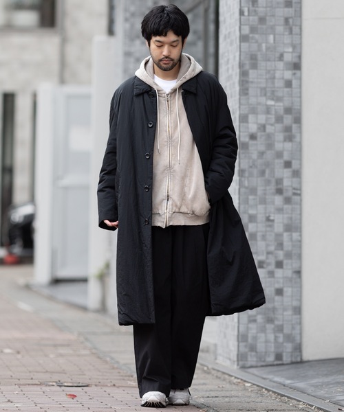 ATTACHMENT(アタッチメント)の「ナイロンタフタ パディングバルカラーコート / NY TAFFETA PADDING BALLCOLLAR COAT(ステンカラーコート・メンズ・ブラック・3/2/1)」の17枚目の写真